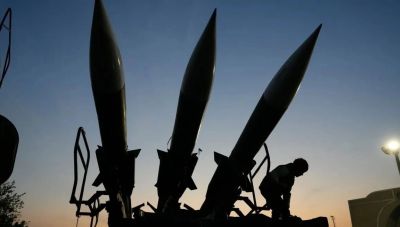 Στο στόχαστρο του Ισραήλ το πρόγραμμα βαλλιστικών πυραύλων του Ιράν - Συνεχίζονται οι εκατέρωθεν επιθέσεις