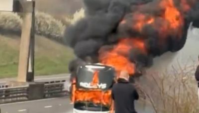 Αγγλία: Στις φλόγες πούλμαν με οπαδούς της Σίτι που πήγαινε στο Γουέμπλεϊ