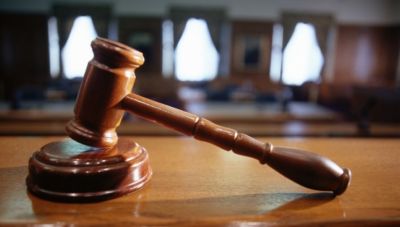 Θεσσαλονίκη: Ποινές κάθειρξης 12,5 ετών σε αρχιμανδρίτη και πρώην ιερέα για απάτη άνω του 1,5 εκατ. ευρώ που κατήγγειλαν πιστοί