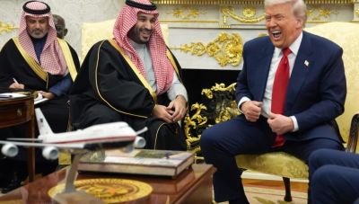 New York Times: Ο Μπιν Σαλμάν πιέζει τον Τραμπ να συνεχίσει τον πόλεμο στο Ιράν