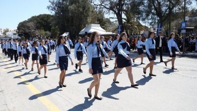 Ρεθυμνο και Χανιά ανακοίνωσαν την αναβολή των παρελάσεων λόγω καιρού - Αύριο οι αποφάσεις στην υπόλοιπη Κρήτη
