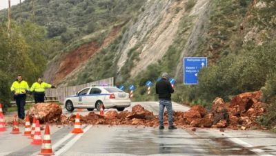 Προβλήματα από την κακοκαιρία σε Χανιά και Λασίθι