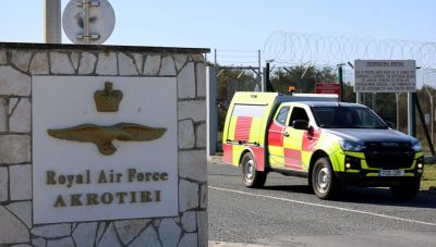 Telegraph: Νέα συμφωνία ασφαλείας με βρετανικές εγγυήσεις ζητά η Κύπρος μετά την επίθεση στη βάση στο Ακρωτήρι