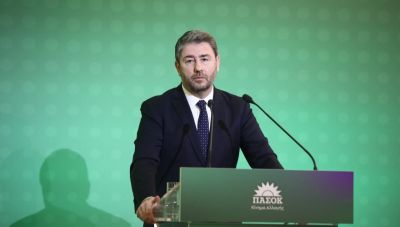 Συνέδριο ΠΑΣΟΚ: Το «πολιτικό μανιφέστο της αλλαγής» κατά Ανδρουλάκη