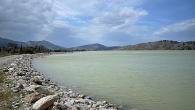 Κρήτη: Ξεχειλίζουν οι λιμνοδεξαμενές - Ξεπερνά καθε προσδοκία το νερό που συγκεντρώνεται από τις βροχές (Φωτο)