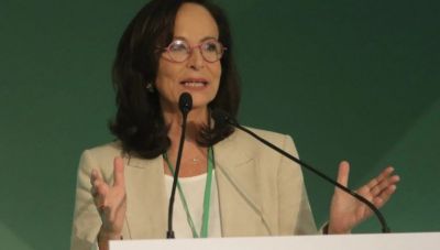 Άννα Διαμαντοπούλου: Υποψήφια για την Κεντρική Επιτροπή και υποψήφια βουλευτής στον Νότιο Τομέα