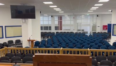 Δίκη για Τέμπη: Όλες οι αλλαγές στην αίθουσα – Ετικέτες στις θέσεις, αυστηρές συστάσεις και αυξημένα μέτρα - βίντεο