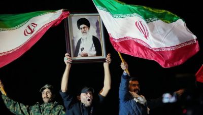 Στην Τεχεράνη οι Ιρανοί θα αποχαιρετήσουν τον Αλί Χαμενεΐ – Τριήμερη η τελετή με πομπή