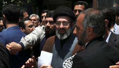 Μοτζτάμπα Χαμενεΐ: Ποιος είναι ο γιος και φερόμενος διάδοχος του ανώτατου ηγέτη του Ιράν