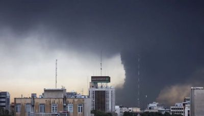 Ανελέητο σφυροκόπημα στην Τεχεράνη – «Είμαστε κοντά σε νέο ηγέτη» λέει το Ιράν – «Θα τον καταδιώξουμε» απαντά το Ισραήλ