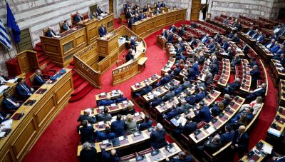 Η κυβέρνηση ανεβάζει τους τόνους απέναντι στην Ευρωπαϊκή Εισαγγελία-Καρφιά και αιχμές για τη δικογραφία του ΟΠΕΚΕΠΕ