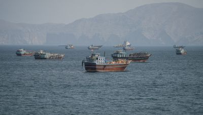 Στενά του Ορμούζ: Οι Φρουροί της Επανάστασης ανέλαβαν την ευθύνη για πλήγμα σε τάνκερ