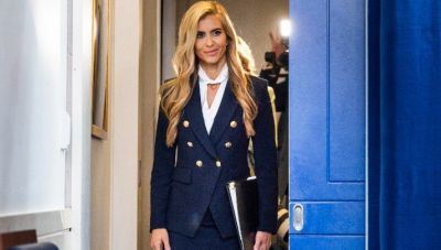 Κέιτι Ζακαράια: Οταν ζούσα στην Κίνα δεν είχε καν «κανονικές τουαλέτες», λέει η νέα εκπρόσωπος του Τραμπ