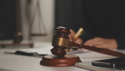 Ρόδος: Κάθειρξη 17 ετών σε 42χρονο που λήστεψε και επιχείρησε να πνίξει άστεγο με κορδόνι