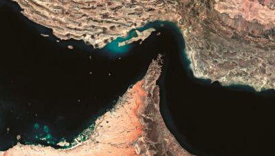 Η Τεχεράνη ανακοινώνει συνάντηση τη Δευτέρα στο Ομάν με τις χώρες του Κόλπου για τα Στενά του Ορμούζ