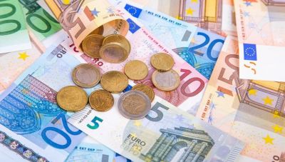 Ενα ΑΕΠ το «κόκκινο» ιδιωτικό χρέος στην Ελλάδα