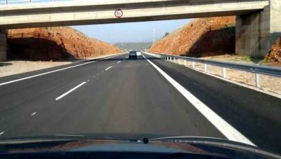 ΒΟΑΚ: Το κυκλοφοριακό χάος στη Βουλή, από τον Χάρη Μαμουλάκη