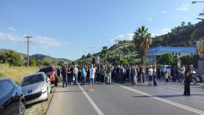 Κάτοικοι Αθανάτων: Σχεδόν 4 μήνες στο δρόμο-Ζητούν ο εμπαιγμός να τελειώσει-Νέα κινητοποίηση τη Δευτέρα