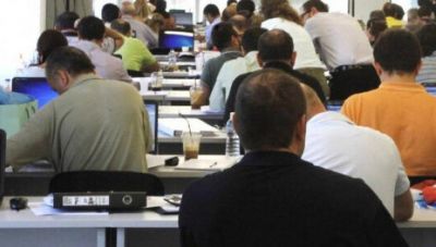 To στοίχημα της πραγματικής αύξησης των μισθών και τη μείωση του πραγματικού εισοδήματος