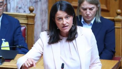 Νίκη Κεραμέως: «Λήξαν το θέμα με το επίδομα ανεργίας» - Κόντρα με Χρηστίδη για τα εσωκομματικά ΝΔ και ΠΑΣΟΚ
