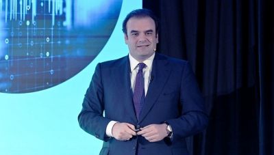 Κυριάκος Πιερρακάκης για ιδιωτικό χρέος: Πλαφόν 15% στην προκαταβολή και πρόστιμα έως 500.000 ευρώ στους servicers