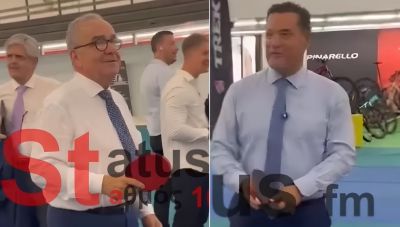 «Για δώσ' του ρακέτα»: Γεωργιάδης και Παπαθανάσης έπαιξαν αγώνα πινγκ πονγκ σε περίπτερο ΔΕΘ (βίντεο)