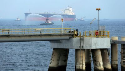 Τάνκερ ελληνικών συμφερόντων χτυπήθηκε από drone – Καλά στην υγεία τους οι Έλληνες ναυτικοί