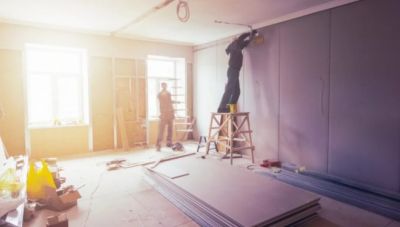 Έρχεται «λίφτινγκ» με μεγαλύτερη επιδότηση στο «Ανακαινίζω – Νοικιάζω»