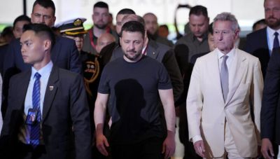 Ουκρανία: Ο Ζελένσκι συναντήθηκε με ηγέτες κρατών στη Σιγκαπούρη στο πλαίσιο του Διαλόγου του Σάνγκρι- Λα