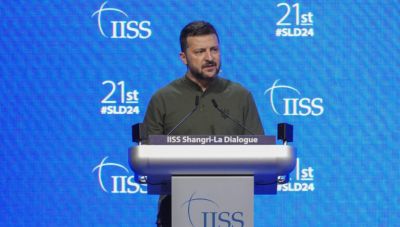 Πόλεμος στην Ουκρανία: Με ηγέτες κρατών στη Σιγκαπούρη συναντήθηκε ο Βολοντίμιρ Ζελένσκι