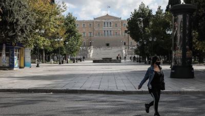 Λίγο πριν το σκληρό lockdown η Αττική- Σύσκεψη στο Μέγαρο Μαξίμου