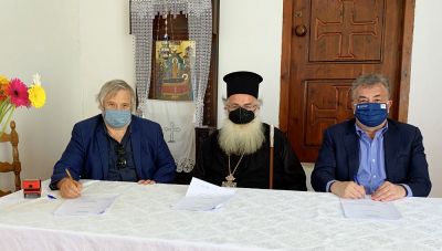 Υπογράφηκε από τον Περιφερειάρχη η σύμβαση αποκατάστασης της Παναγίας Φανερωμένης Ιεράπετρας (βίντεο)