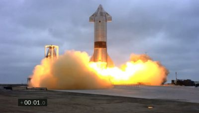 Προσεδαφίστηκε επιτυχώς το Starship που φιλοδοξεί να μεταφέρει ανθρώπους σε Σελήνη και Άρη (βίντεο)