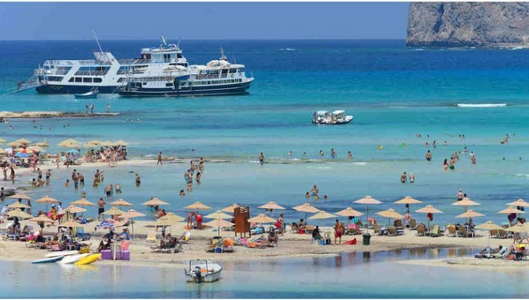 Oι εισπράξεις άνω των 10 δις ευρώ στον Τουρισμό και τα μηνύματα για την Κρήτη