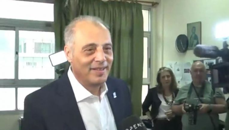 Ο Κυριάκος Βελόπουλος άσκησε το εκλογικό του δικαίωμα στο Κορδελιό