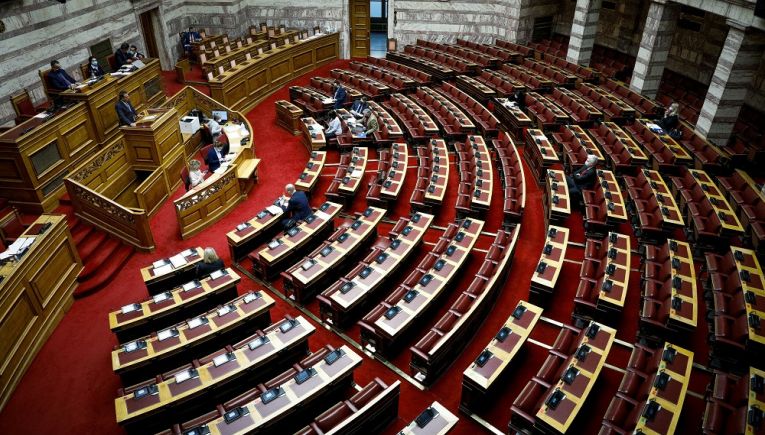 Οριστικό: Την Κυριακή η ορκωμοσία της νέας Βουλής – Επισπεύδονται οι διαδικασίες