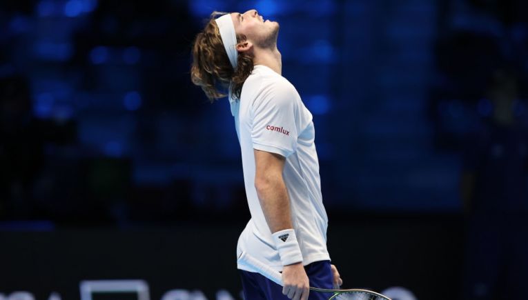Ήττα για τον Τσιτσιπά στην πρεμιέρα των ATP Finals