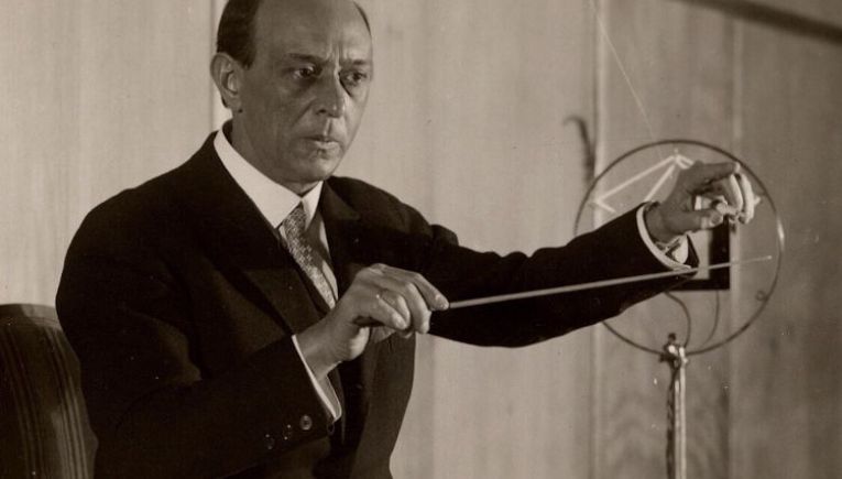 Άρνολντ Σένμπεργκ, αυστριακός συνθέτης, «πατέρας» του Δωδεκαφθογγισμού