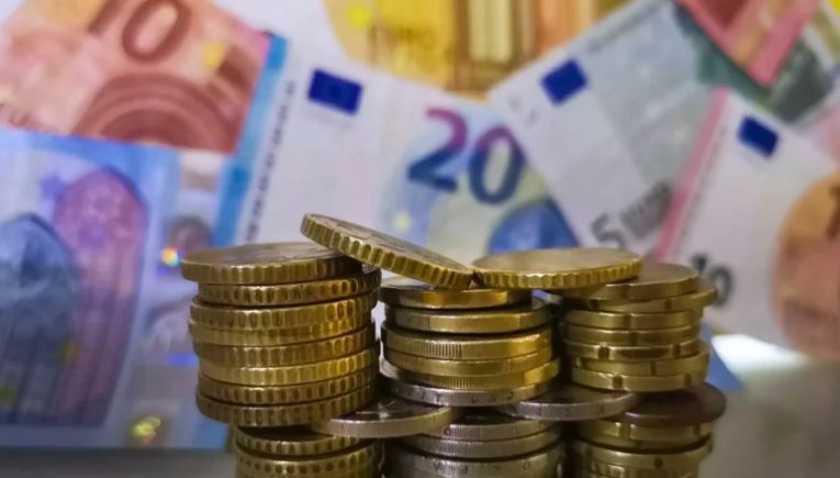 Πλούσιοι Ρώσοι μετέφεραν χρήματα στην Ελβετία
