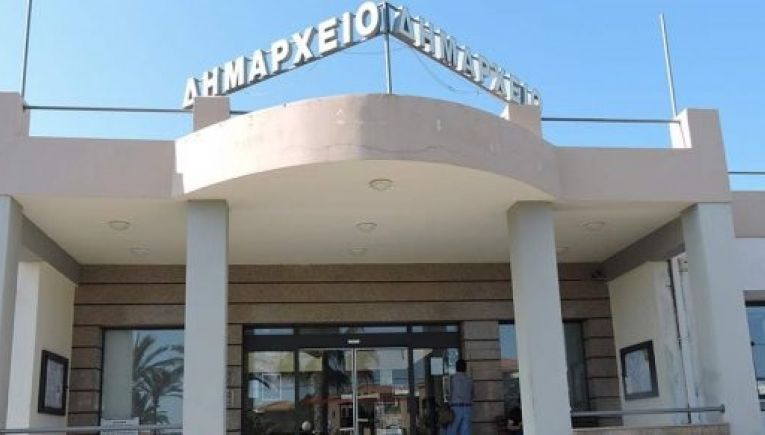 Υπόσχεση χρηματοδότησης για άρση της επικινδυνότητας κατακόρυφου βράχου στον Άνω Πλατανιά