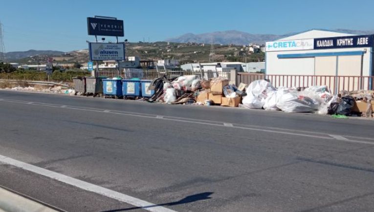 Κ. Βαρδαβάς: Η απάντηση του αντιδημάρχου για την κατάσταση με τα απορρίμματα στις Μαλάδες
