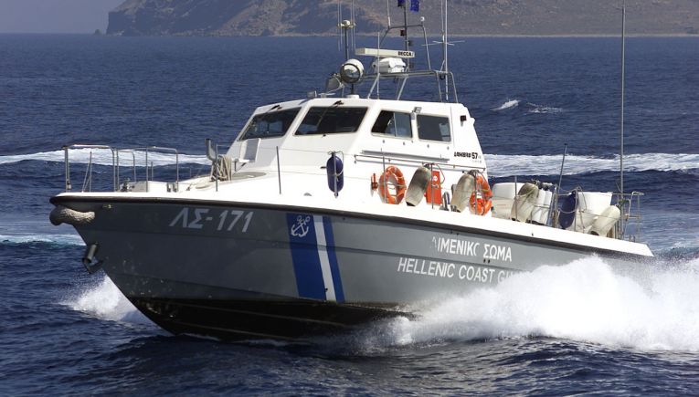 Χαλκιδική: Αγνοείται μια γυναίκα με κανό στη θαλάσσια περιοχή της Τορώνης