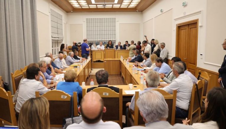Επίσκεψη της Υπουργού Τουρισμού στο Ηράκλειο: Διαπιστώσεις κι ευχολόγια