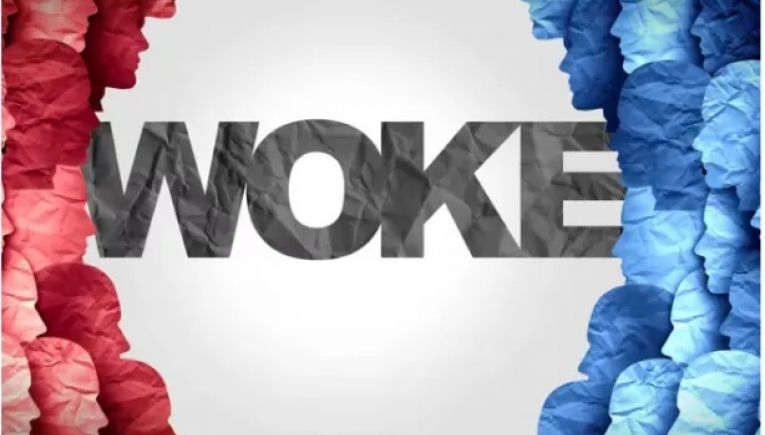 WOKE: Bellum omnium contra omnes (Πόλεμος όλων εναντίον όλων)