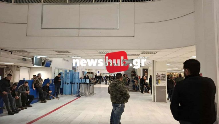 Αγρότες και κτηνοτρόφοι οδήγησαν στην αναστολή λειτουργίας του αεροδρομίου Ηρακλείου (Φωτο+Βίντεο)