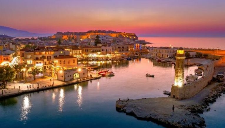 Η Κρήτη στις προτιμήσεις των Βρετανών ταξιδιωτών για το 2025