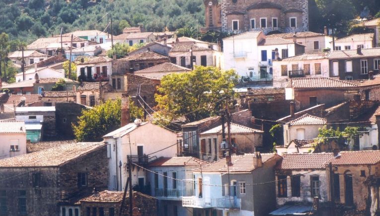 Ανάσα και για την Κρήτη: Η κυβέρνηση αναθεωρεί τη δόμηση σε μικρούς οικισμούς κάτω των 2.000 κατοίκων