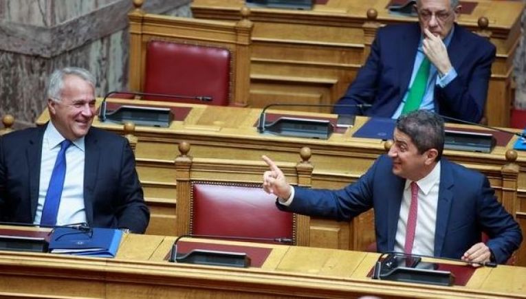 Live-Βουλή: Δεύτερη μέρα πολιτικής σύγκρουσης για την υπόθεση ΟΠΕΚΕΠΕ