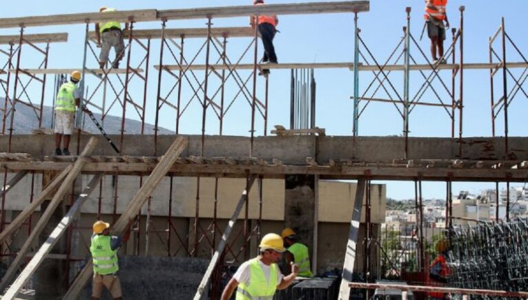 Οικοδομική δραστηριότητα: Αύξηση 8,7% το 2024, μείωση 5,3% τον Δεκέμβριο