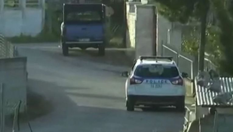 Λάρισα: Συνελήφθη ο άνδρας που κυνηγούσε γυναίκα με τσεκούρι